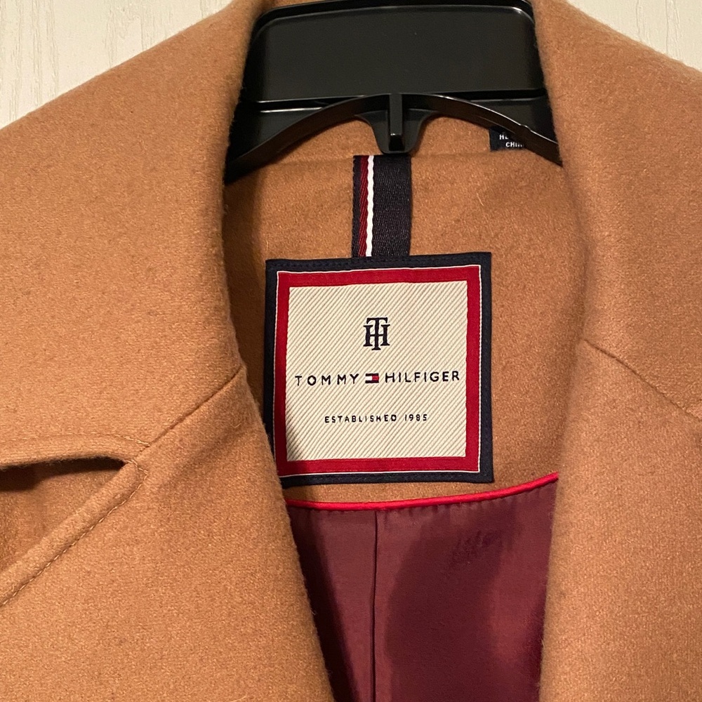 Tommy Hilfiger woman’s Camel Trench Coat